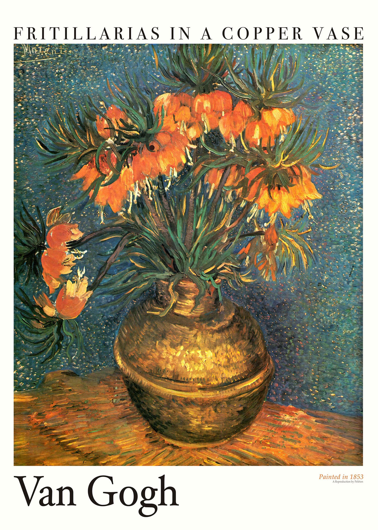 Fritillaria in einer Kupfervase